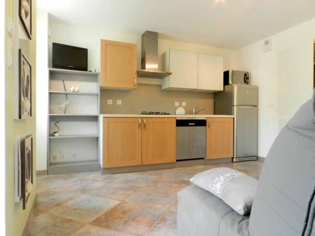 Gite Les Platanes Sainte-Helene-du-Lac Room photo